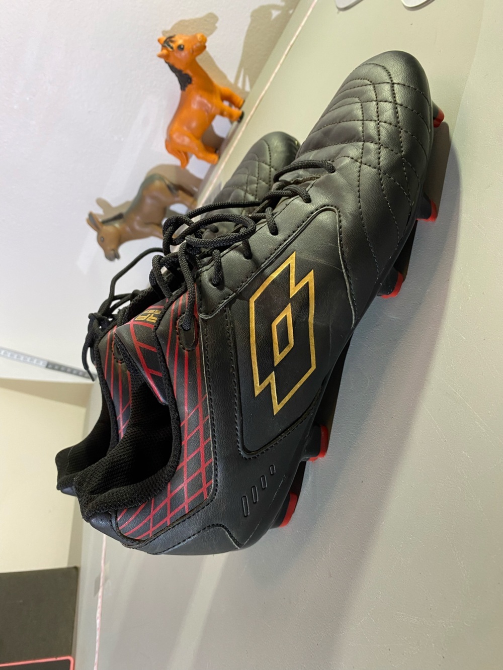Lotto Ultra Press 88 Soccer Cleats Black 11M 12W US SIZE 80013L00